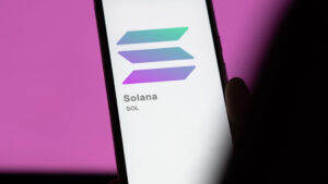$SOL solana on the screen of an exchange. (SOL) solana price stocks, $SOL on a device.